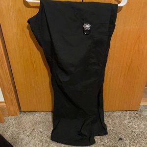 Koi Tech Bottoms Sz 2x with stretchy waistband.